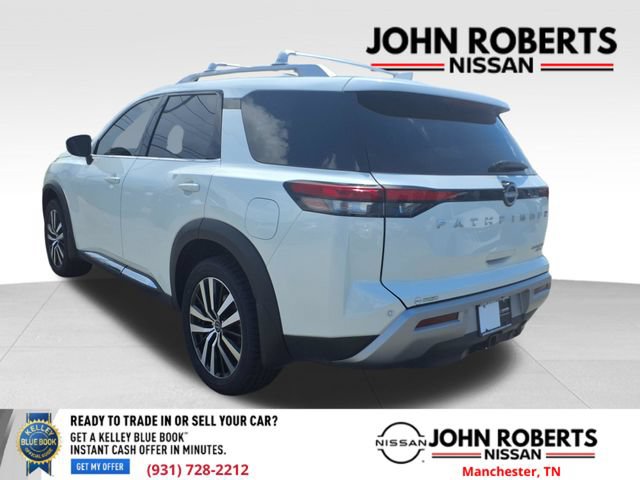 Used 2024 Nissan Pathfinder Platinum w/ Cargo Package AWD/4WD image 16