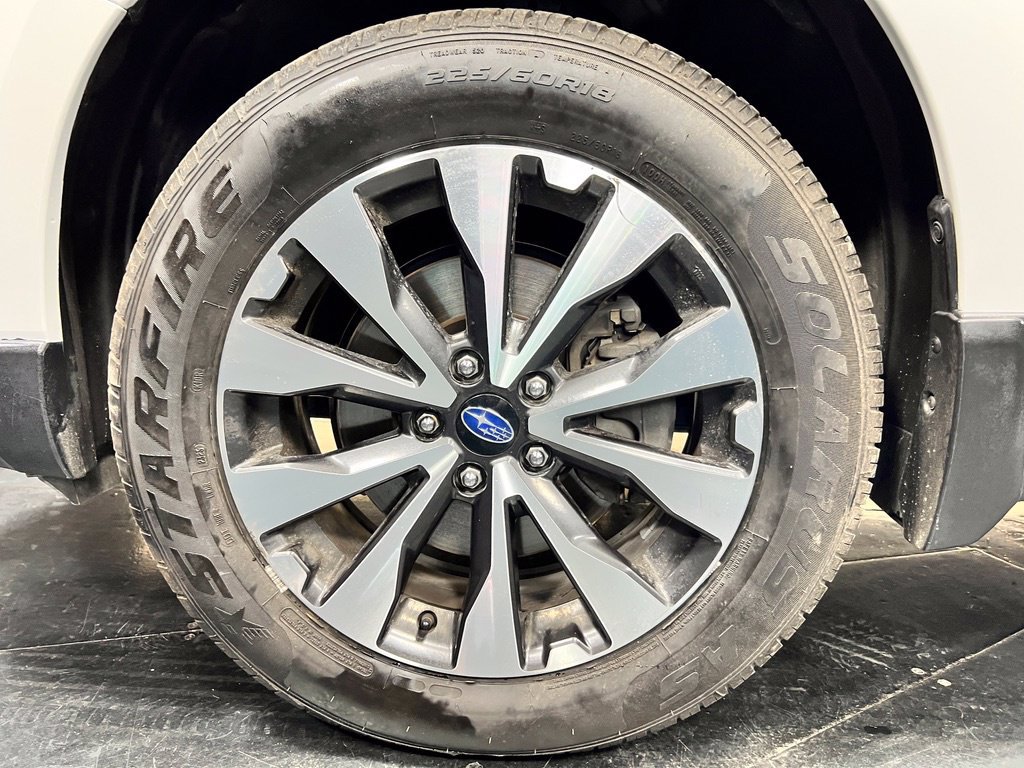 Used 2017 Subaru Outback 2.5i Limited AWD/4WD image 11
