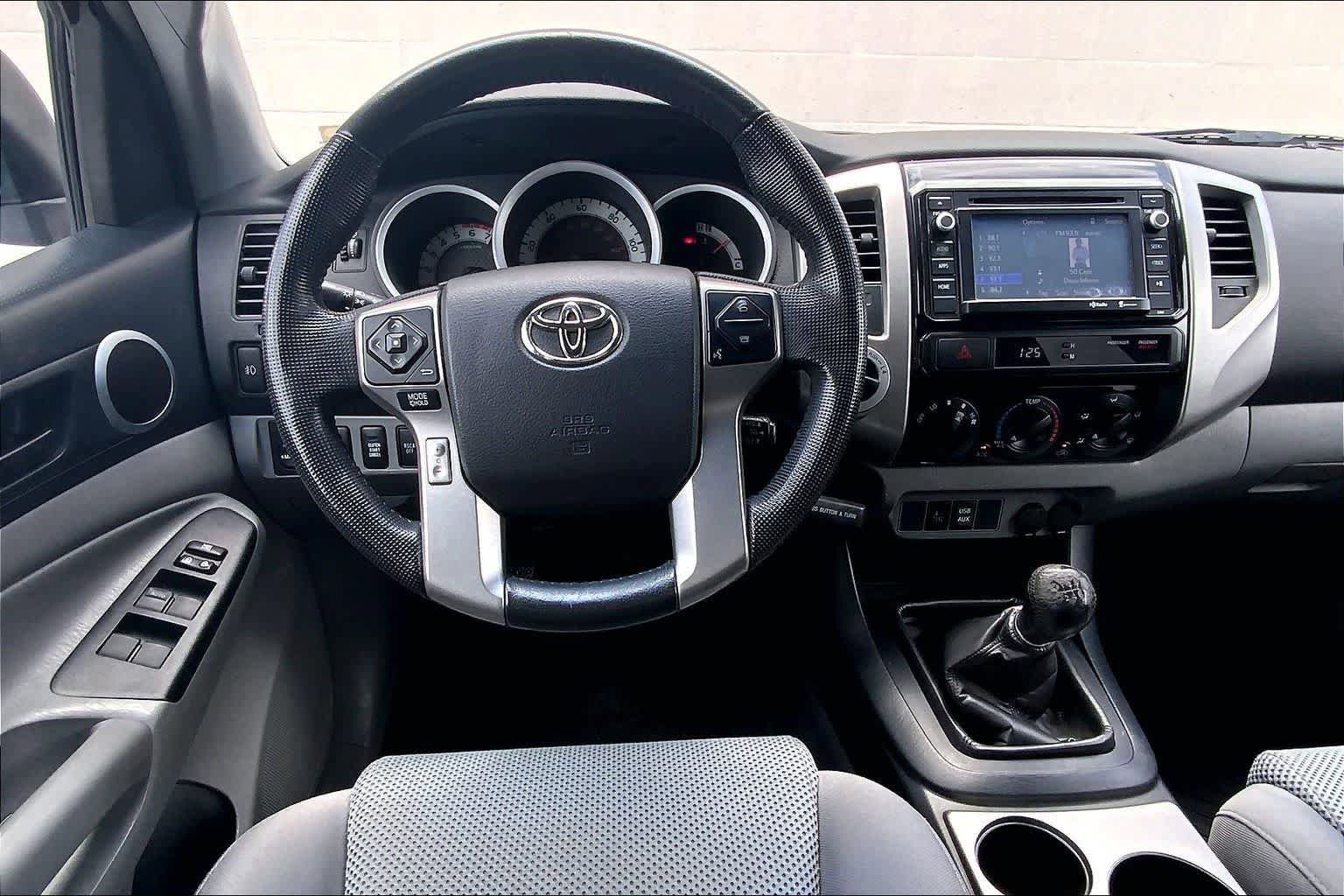 Used 2014 Toyota Tacoma 4x4 Double Cab image 14