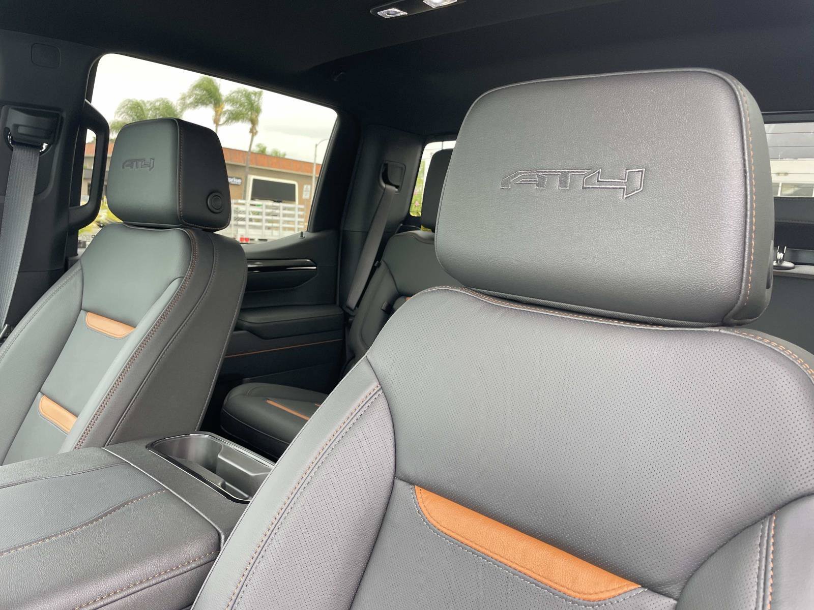 New 2026 GMC Sierra 1500 AT4 w/ AT4 Premium Package AWD/4WD image 23