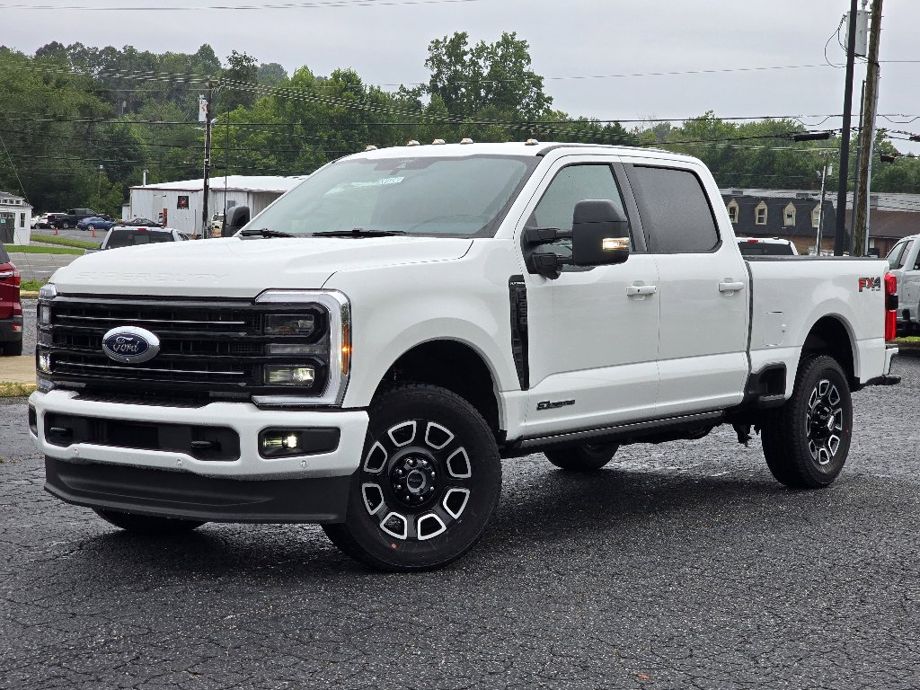 New 2025 Ford F250 Platinum w/ FX4 Off-Road Package image 2