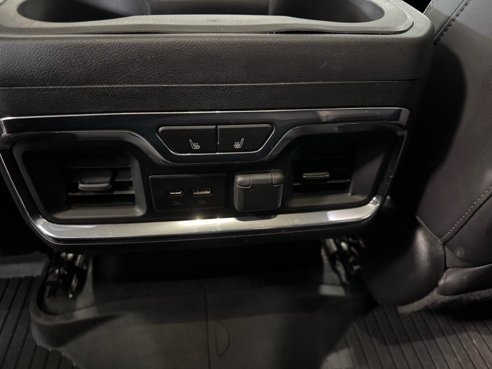 Certified 2021 Chevrolet Silverado 2500 High Country w/ Z71 Off-Road Package AWD/4WD image 16
