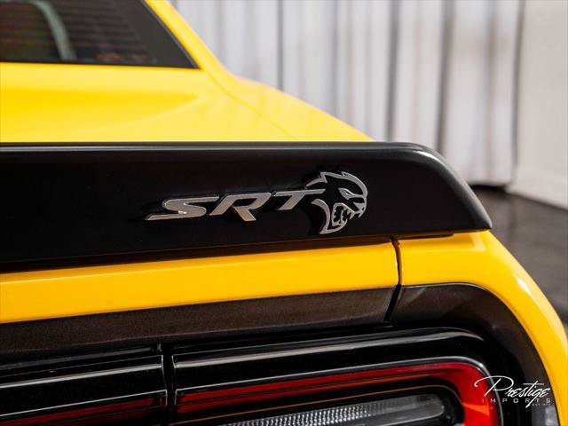Used 2017 Dodge Challenger SRT Hellcat RWD image 14