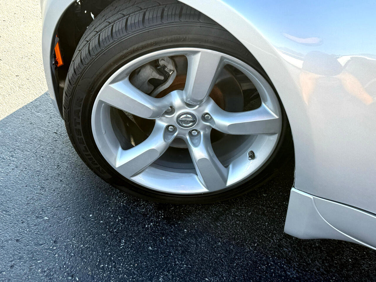 Used 2006 Nissan 350Z Touring image 11