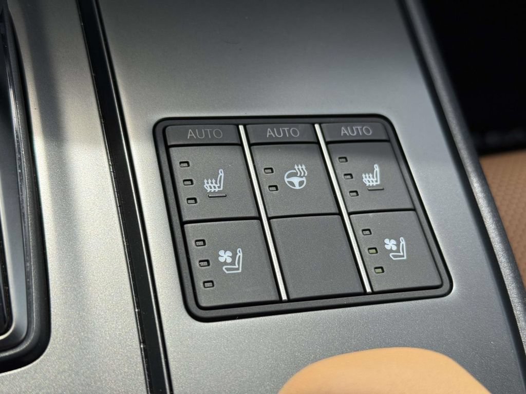Used 2025 Lexus UX 300h AWD w/ Accessory Package (Z1) image 25