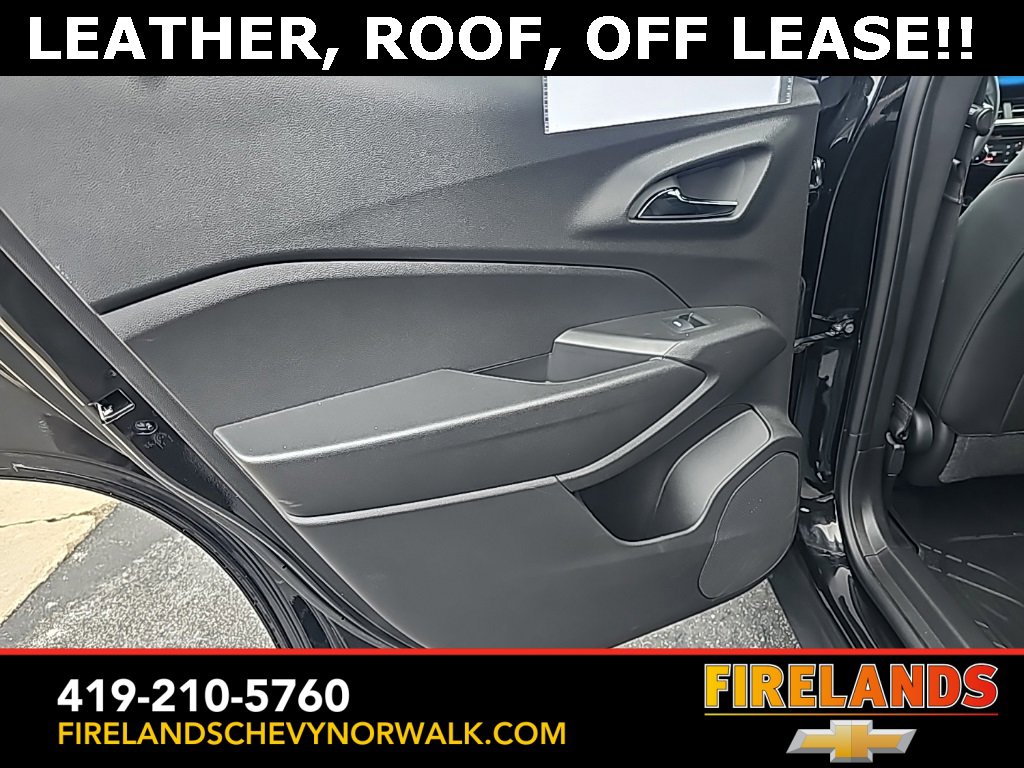 Certified 2025 Chevrolet Trax RS w/ Sunroof Package image 39