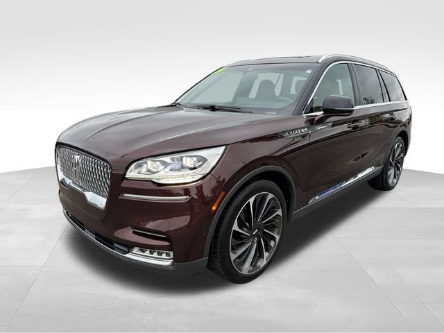 Used 2020 Lincoln Aviator Reserve w/ Equipment Group 202A AWD/4WD image 3