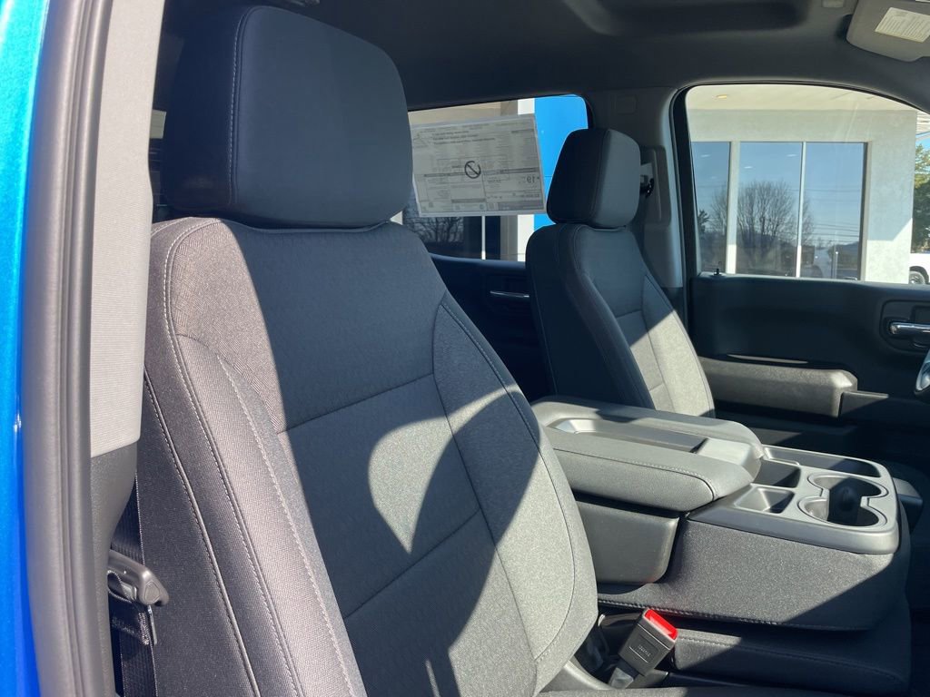 New 2026 Chevrolet Silverado 1500 Custom w/ Turbomax Blackout Package image 23
