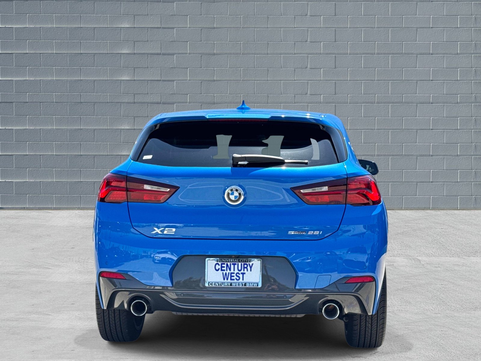 Used 2023 BMW X2 sDrive28i w/ M Sport Package FWD image 4