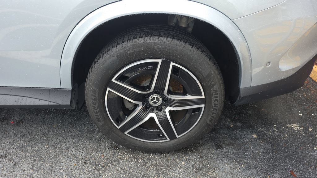Certified 2025 Mercedes-Benz GLC 300 4MATIC image 10