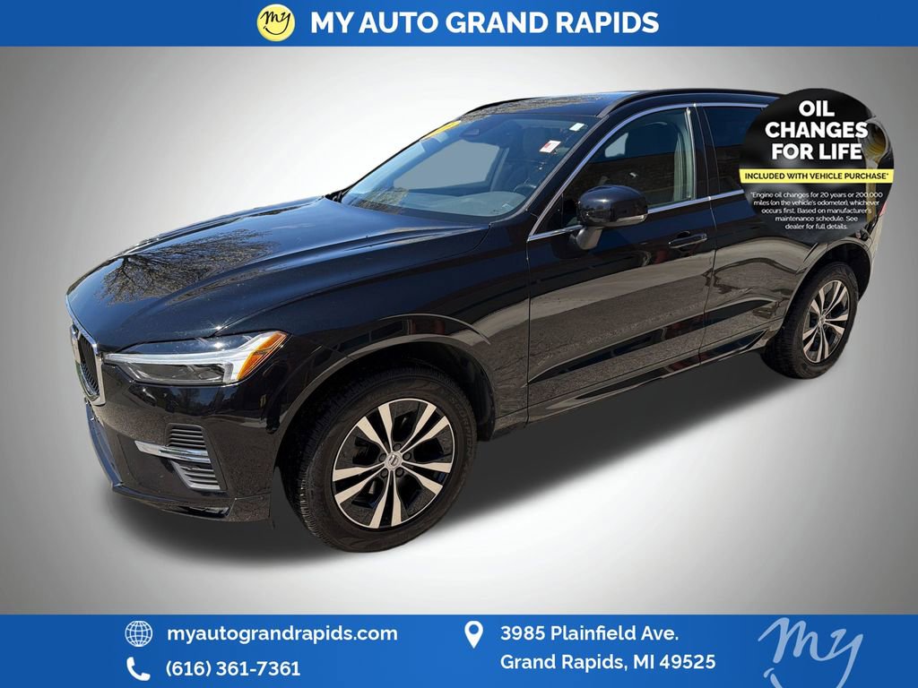 Used 2023 Volvo XC60 B5 Core AWD/4WD image 3