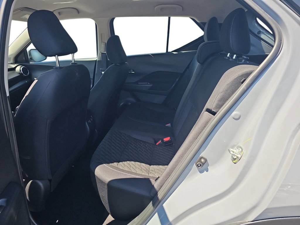 Used 2023 Nissan Kicks SV FWD image 14