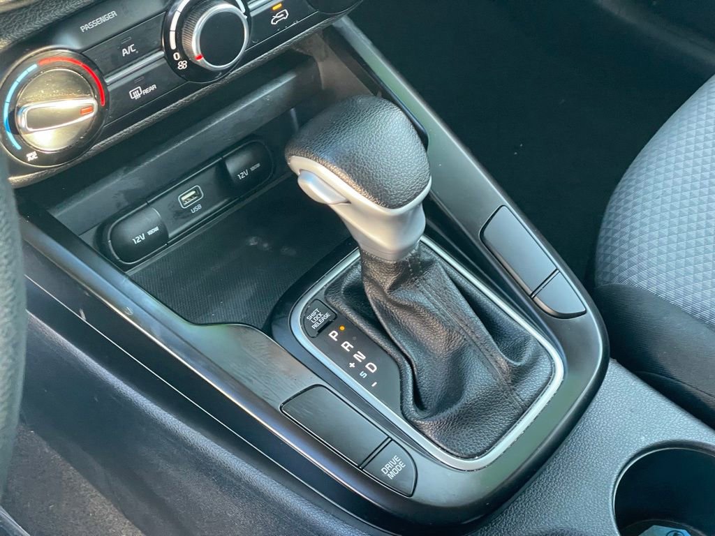 Used 2023 Kia Soul LX w/ LX Technology Package image 21