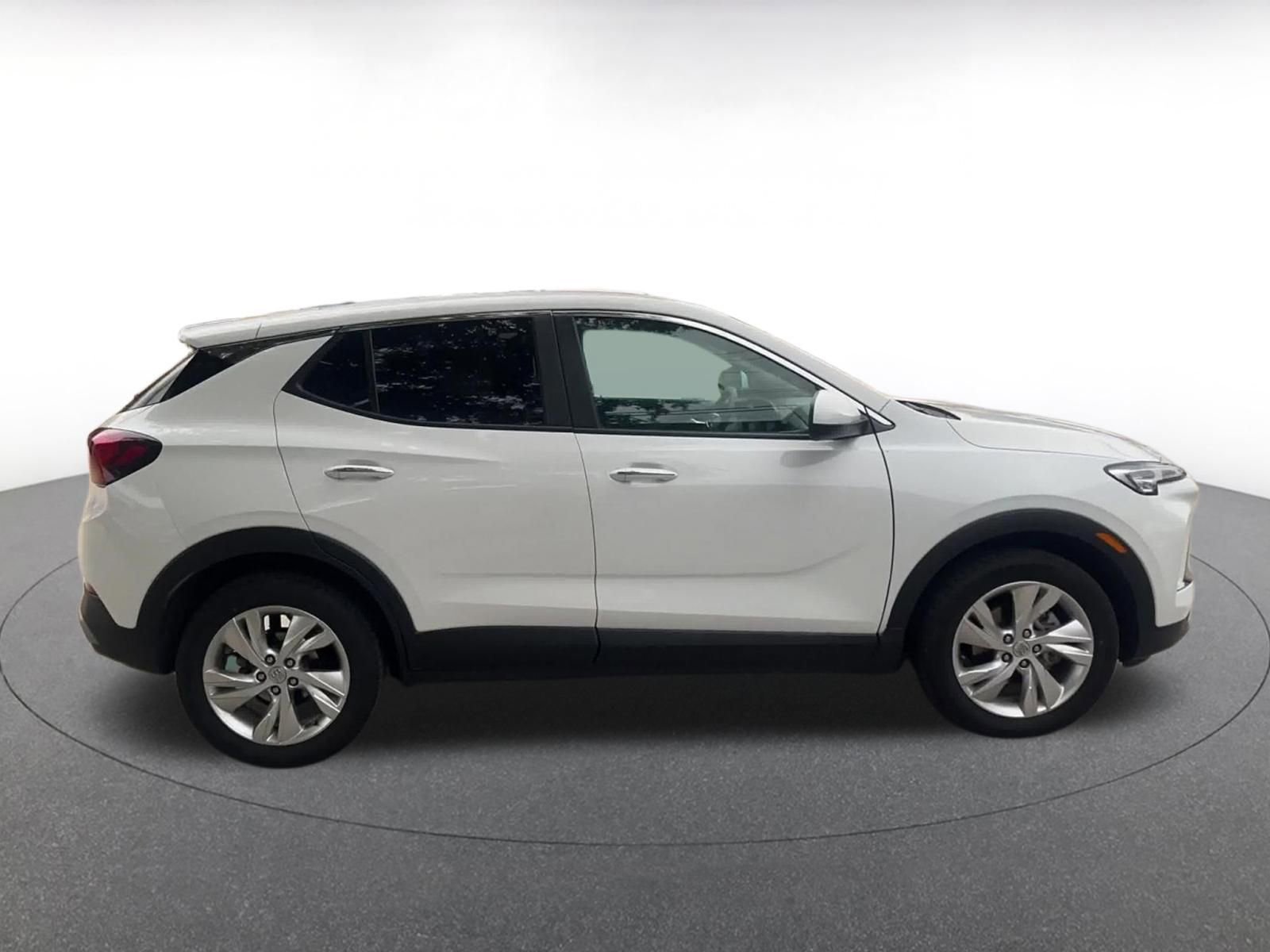 Used 2025 Buick Encore GX Preferred FWD image 16