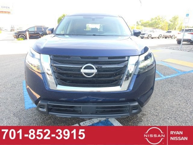Certified 2024 Nissan Pathfinder SV AWD/4WD image 1