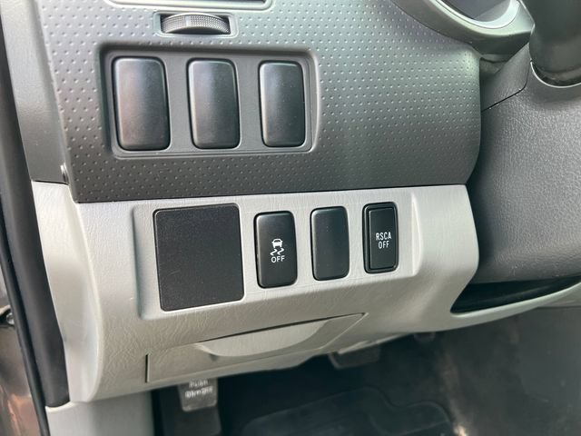 Used 2012 Toyota Tacoma 4x4 Access Cab image 12