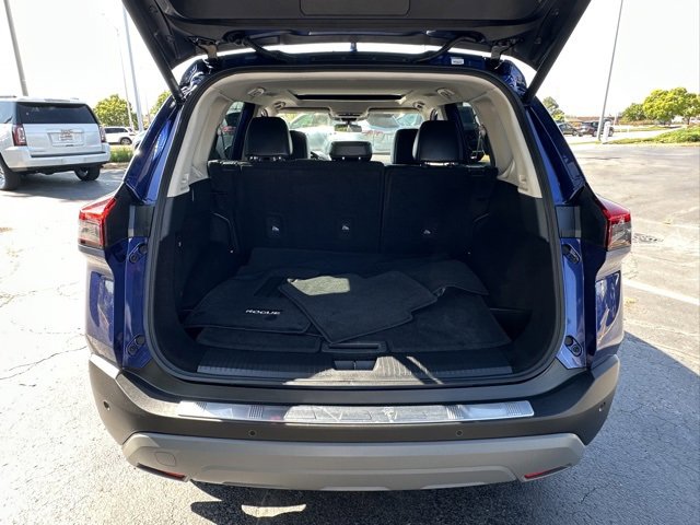 Certified 2023 Nissan Rogue SV w/ SV Premium B Package image 14