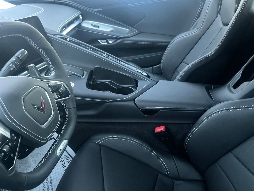 Used 2025 Chevrolet Corvette Z06 w/ Battery Protection Package image 7