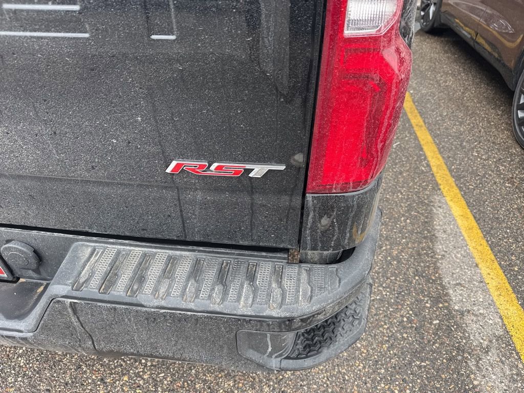 Used 2024 Chevrolet Silverado 1500 RST AWD/4WD image 6