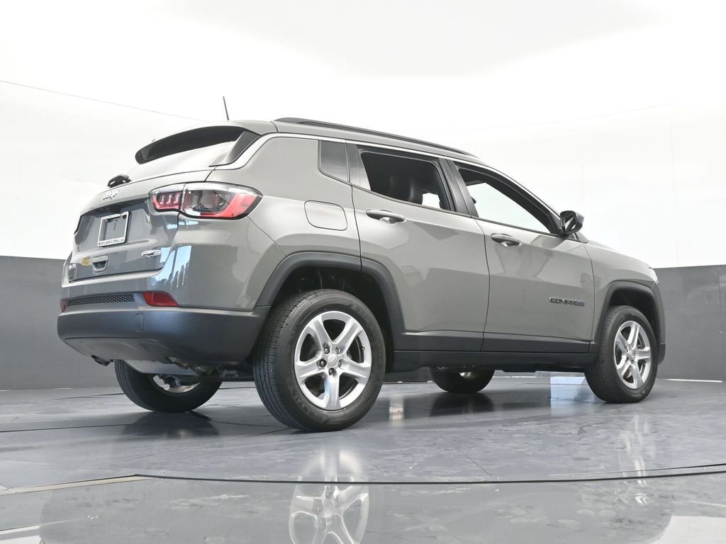Used 2023 Jeep Compass Latitude AWD/4WD image 56