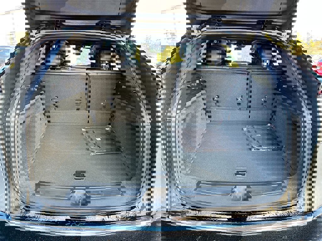 New 2026 Cadillac Lyriq Luxury image 26