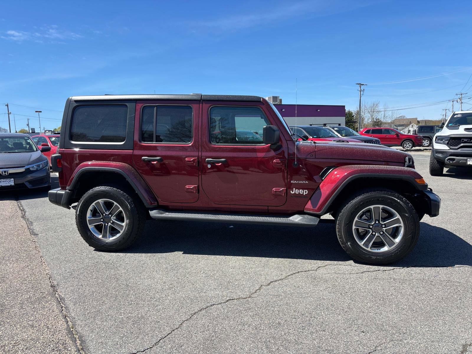 Certified 2022 Jeep Wrangler Unlimited Sahara w/ Cold Weather Group AWD/4WD image 2