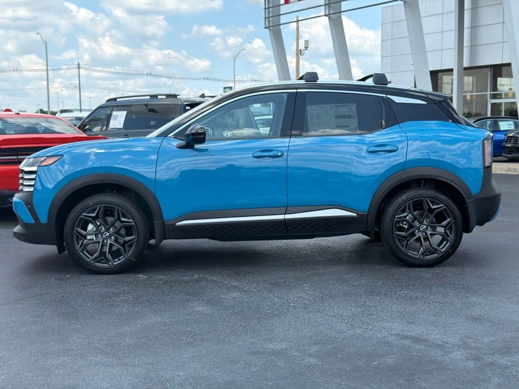 New 2026 Nissan Kicks SR w/ Cold Weather Package AWD/4WD image 2