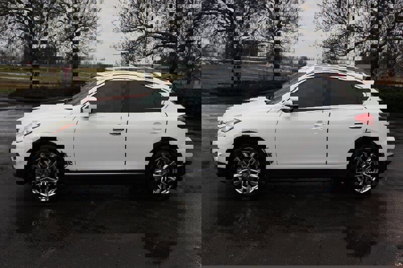 Used 2011 INFINITI EX35 Journey w/ Premium Pkg image 7