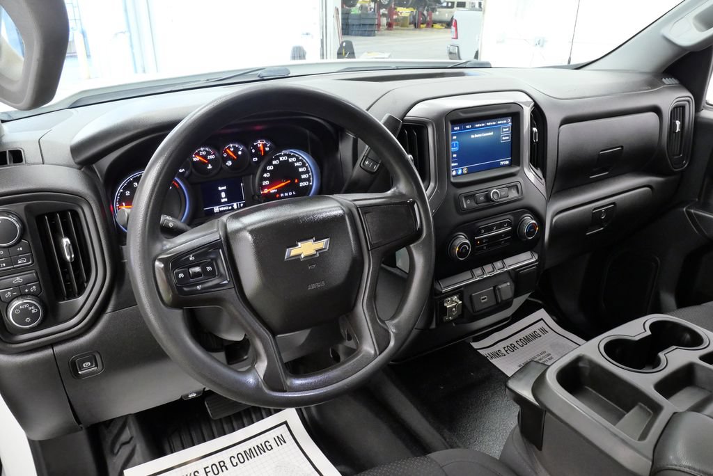 Used 2020 Chevrolet Silverado 1500 W/T w/ WT Fleet Convenience Package AWD/4WD image 11