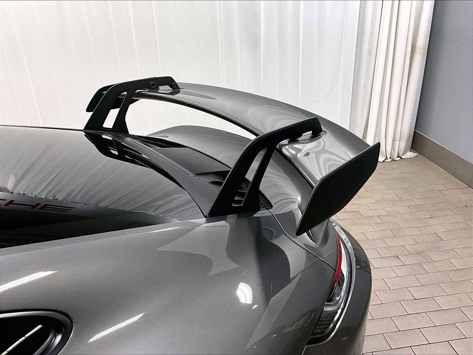 Used 2022 Porsche 911 GT3 image 39