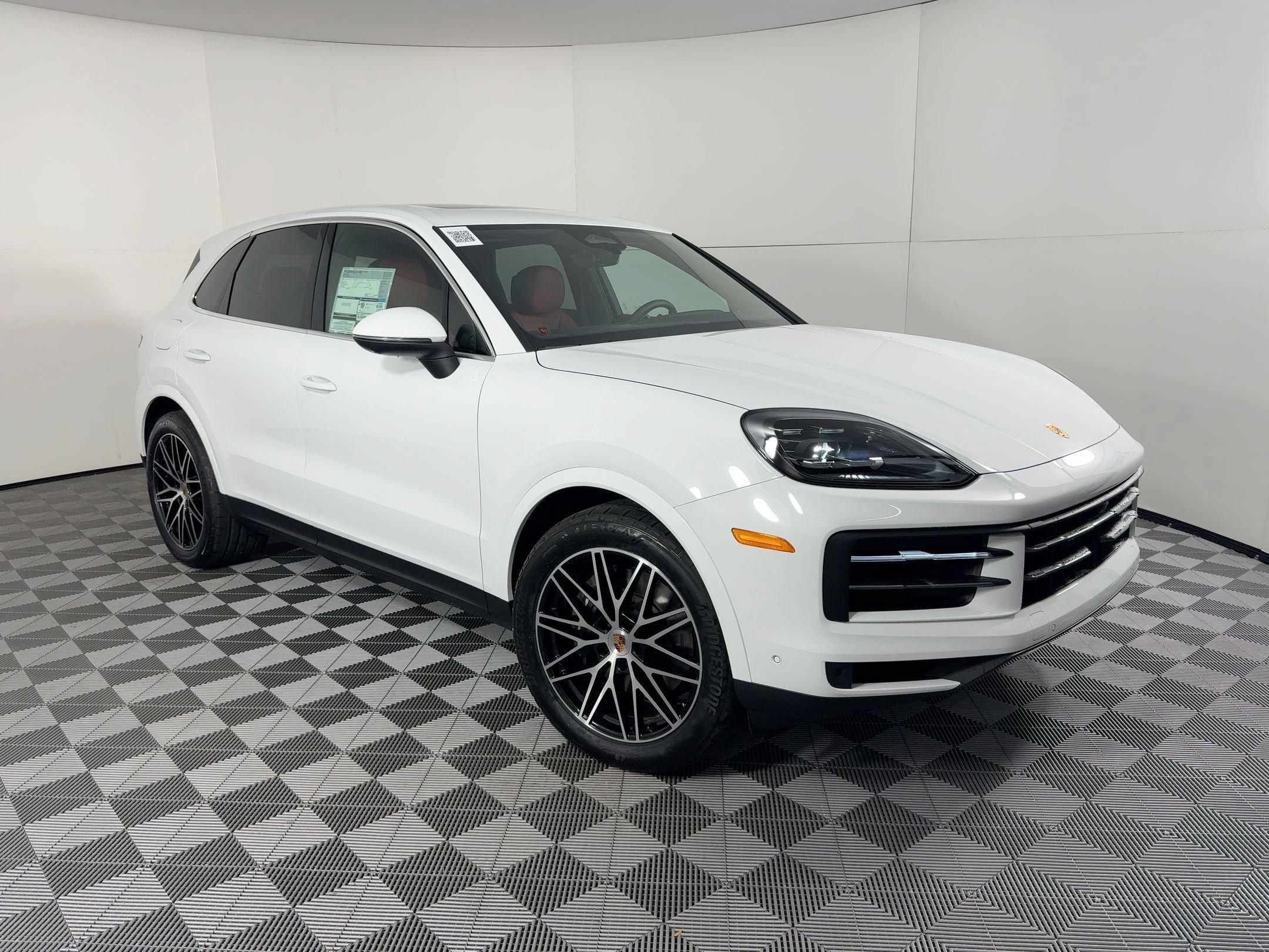 Certified 2026 Porsche Cayenne AWD/4WD image 7