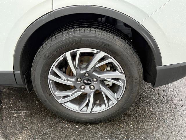 Used 2023 Lincoln Corsair AWD w/ Equipment Group 101A image 5