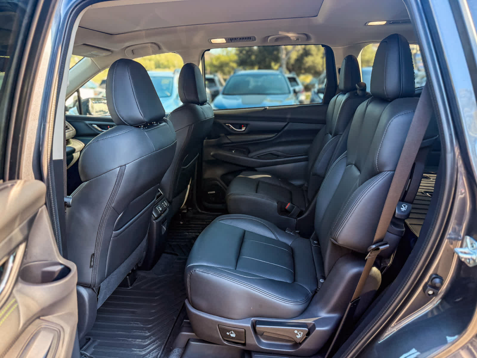 New 2025 Subaru Ascent Bronze Edition image 18