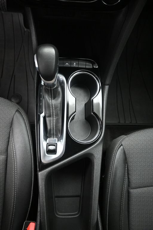 Used 2023 Buick Encore GX Select w/ Sport Touring Package FWD image 20