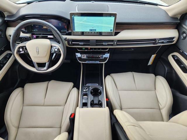 New 2026 Lincoln Corsair Reserve image 11