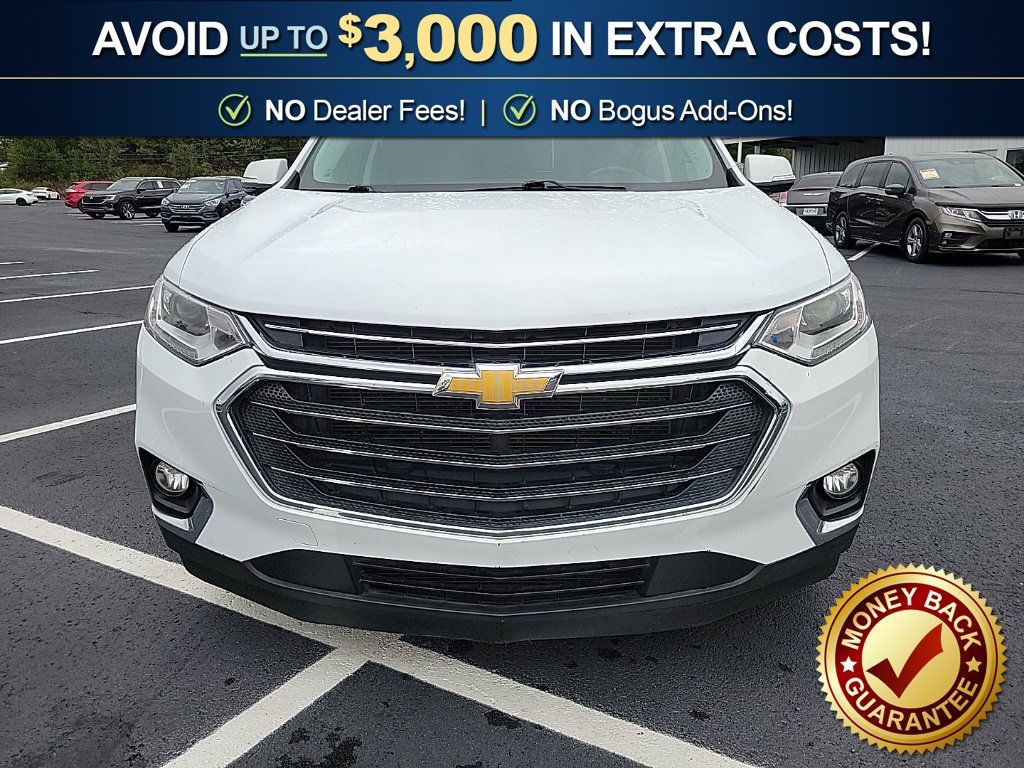 Used 2020 Chevrolet Traverse LT FWD image 2