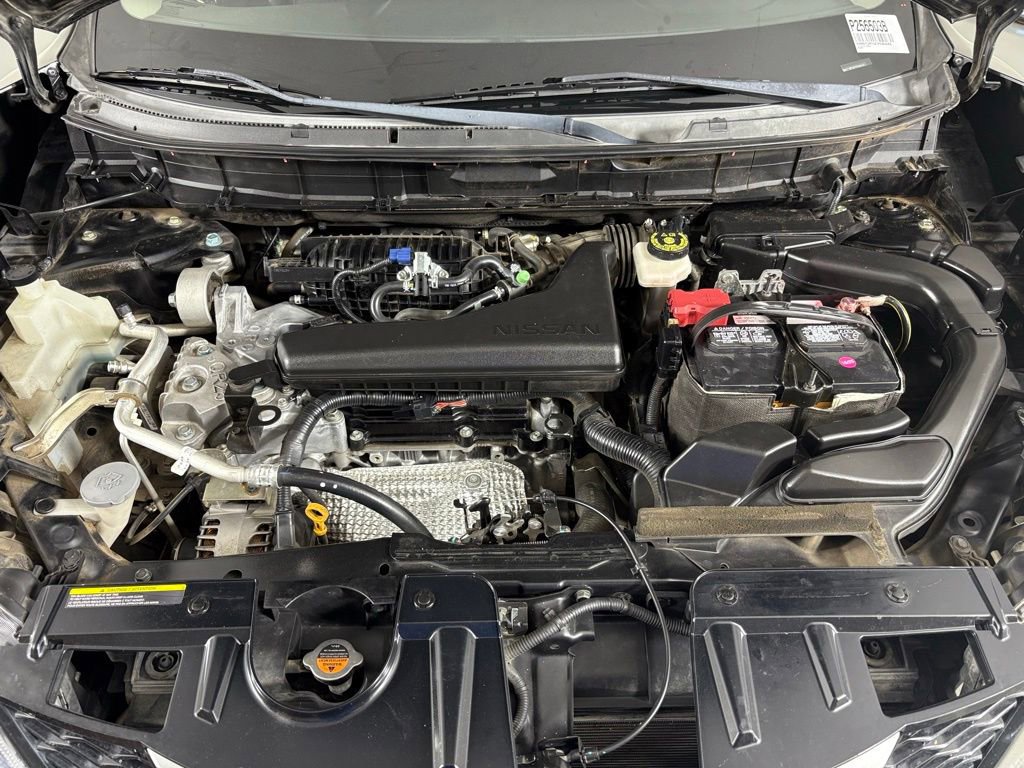 Used 2015 Nissan Rogue S image 41