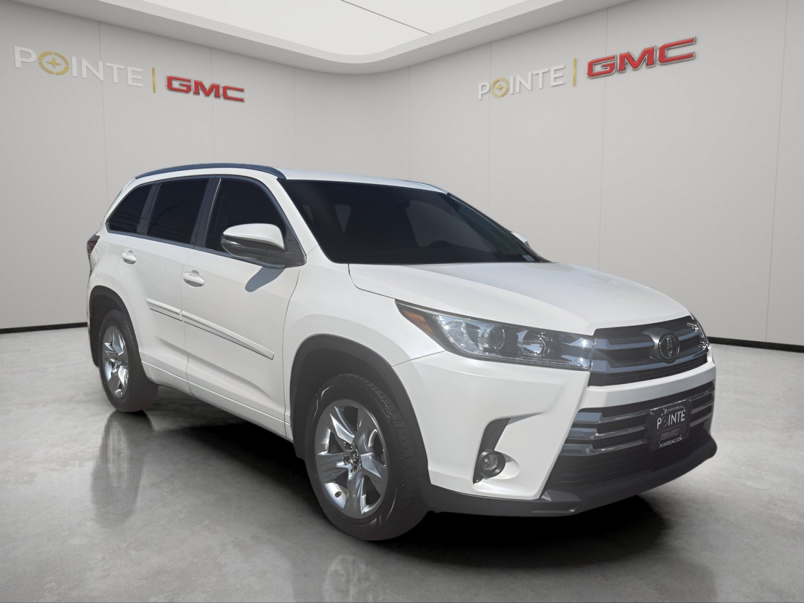 Used 2019 Toyota Highlander Limited AWD/4WD image 1