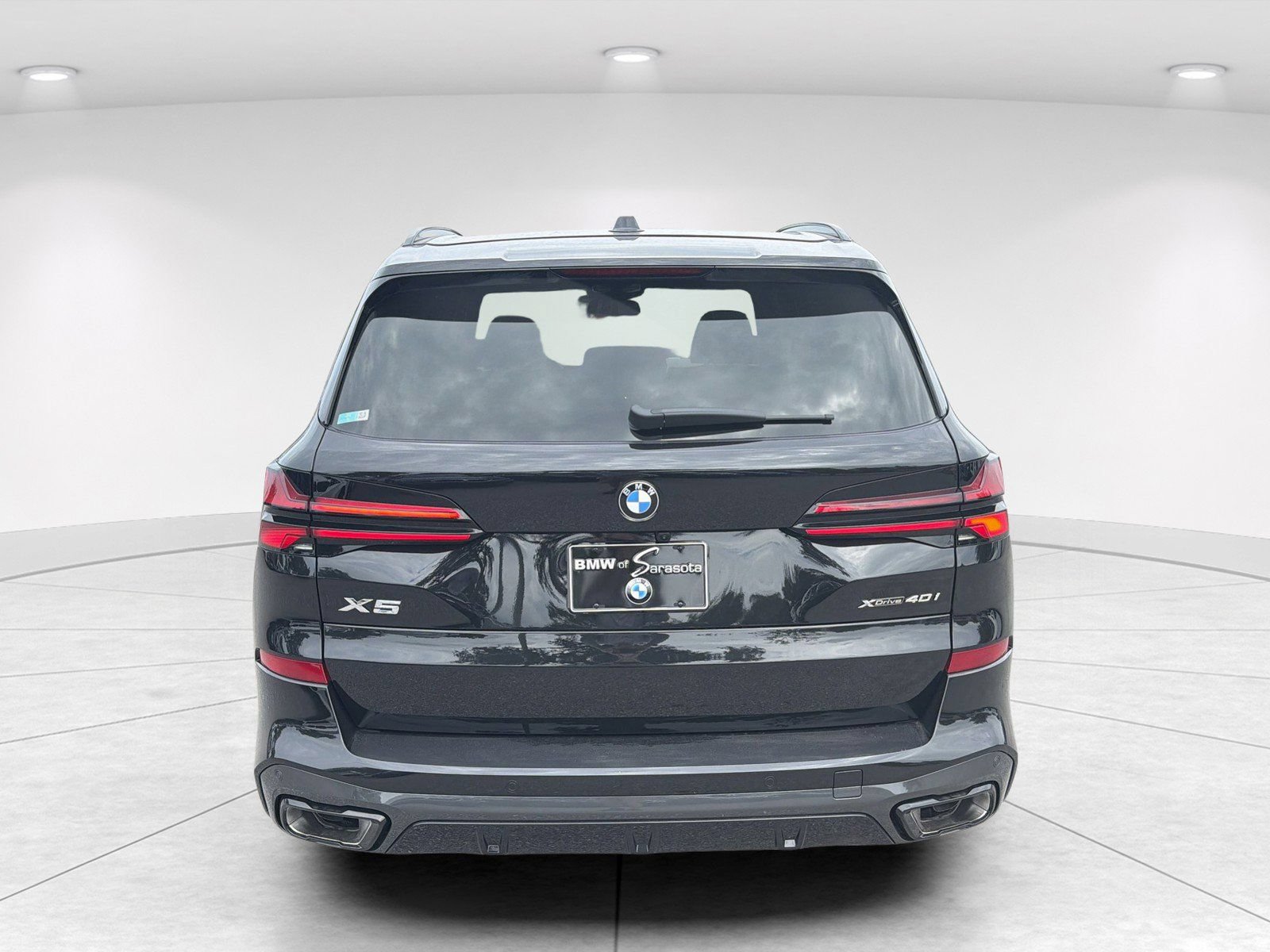 New 2026 BMW X5 xDrive40i w/ M Sport Package AWD/4WD image 5