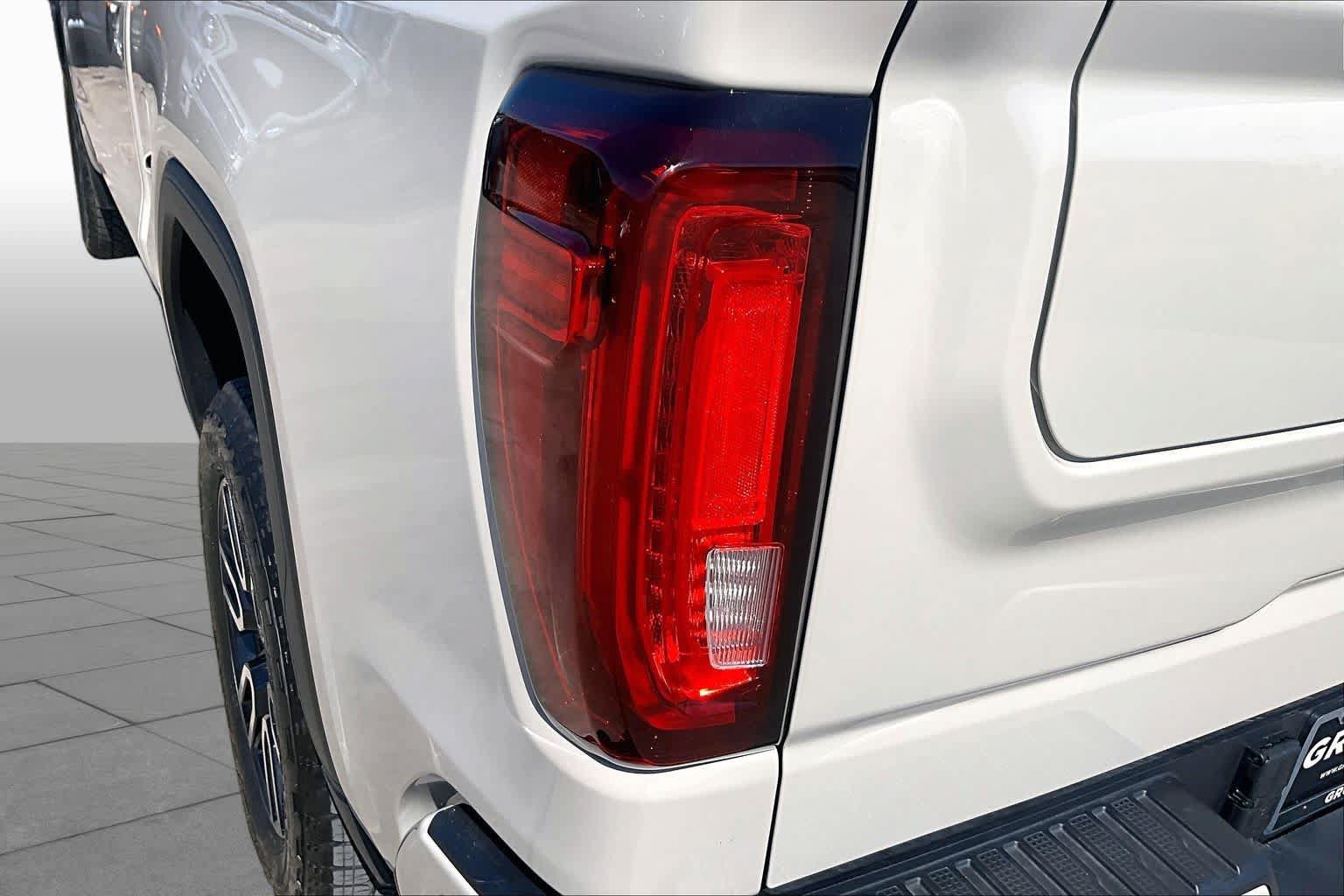 Used 2026 GMC Sierra 1500 AT4 w/ Technology Package AWD/4WD image 29