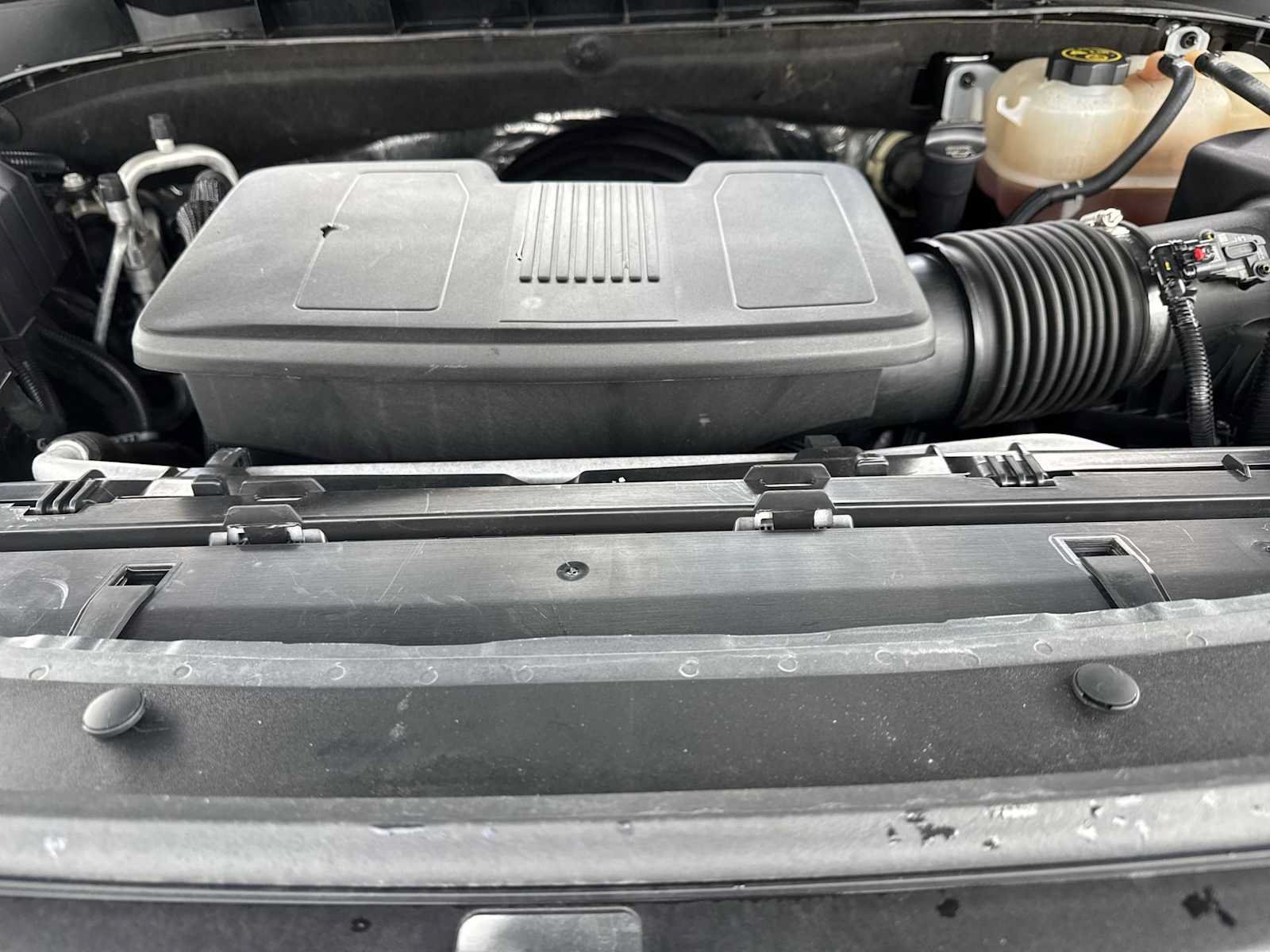 Used 2024 GMC Yukon XL Denali AWD/4WD image 14