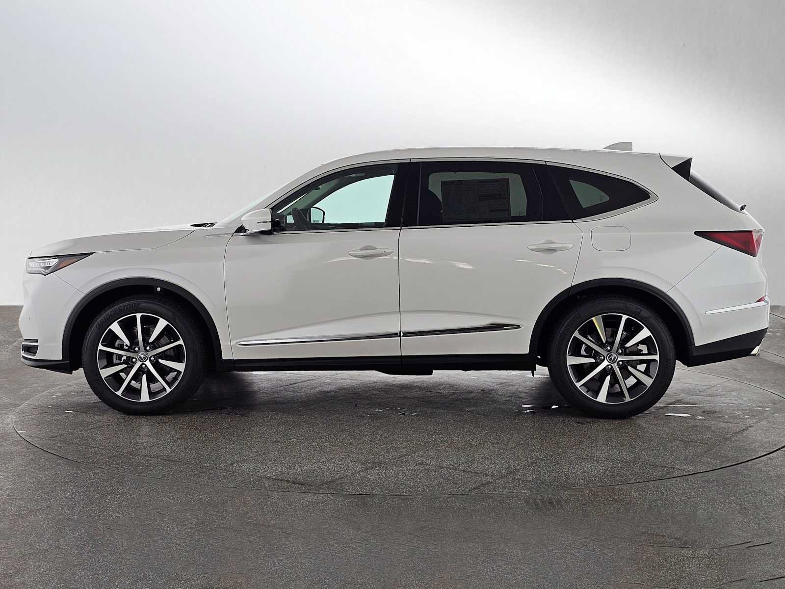 New 2026 Acura MDX w/ Technology Package FWD image 6