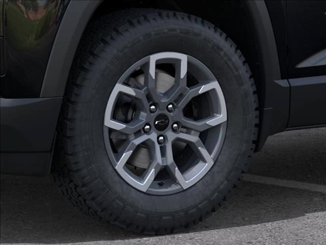 New 2026 Chevrolet Equinox ACTIV w/ Convenience Package III AWD/4WD image 9