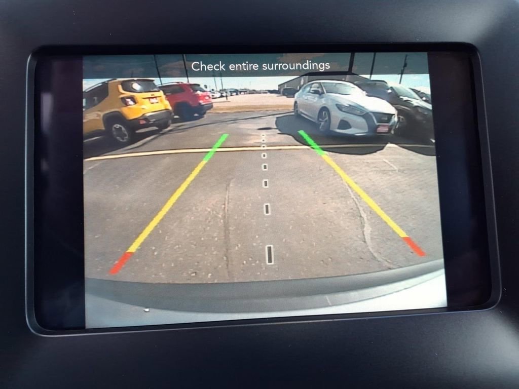 Used 2020 Jeep Cherokee Latitude Plus image 10