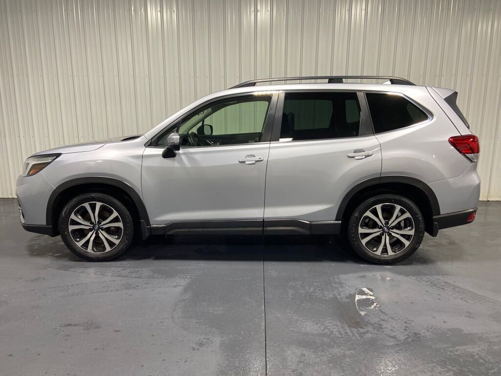 Used 2020 Subaru Forester Limited image 4