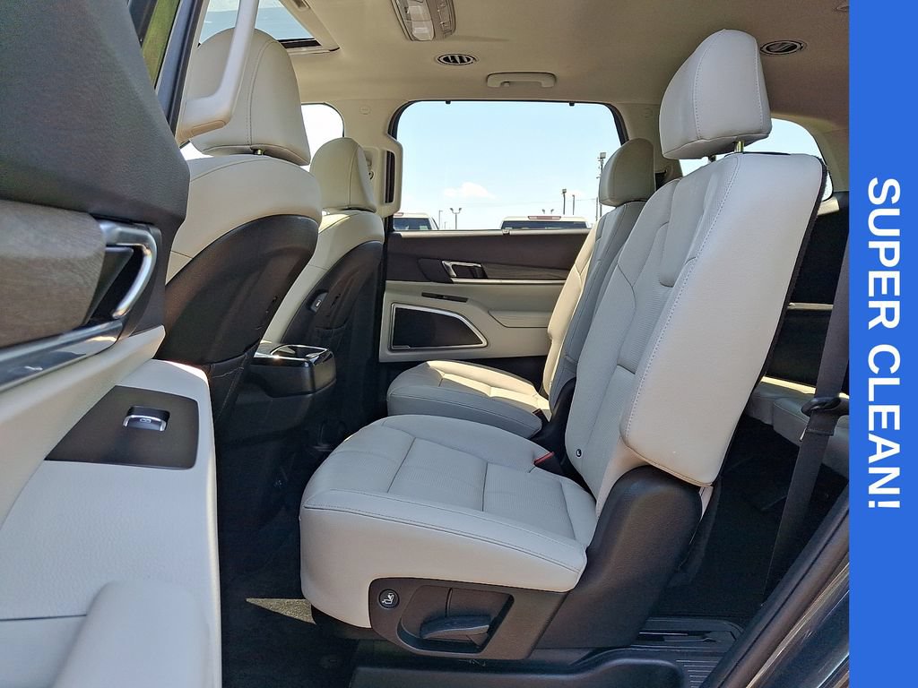 Used 2022 Kia Telluride EX w/ EX Premium Package FWD image 11