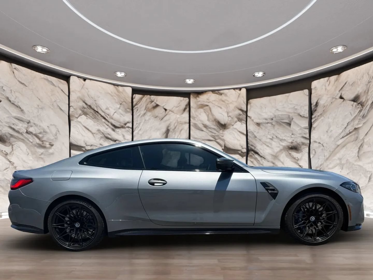Used 2023 BMW M4 Competition w/ M Carbon Exterior Package RWD image 46