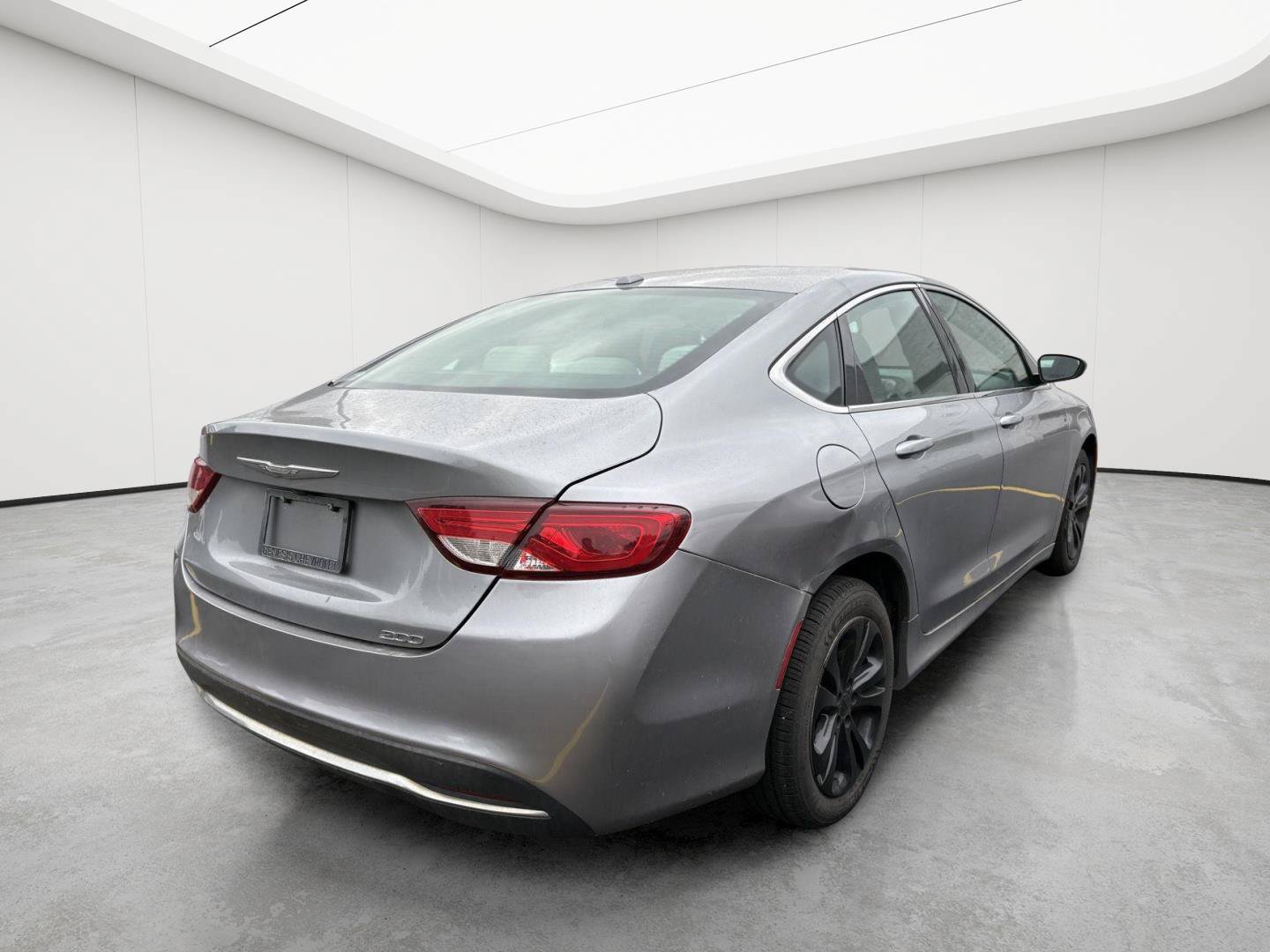 Used 2015 Chrysler 200 Limited w/ Convenience Group FWD image 5