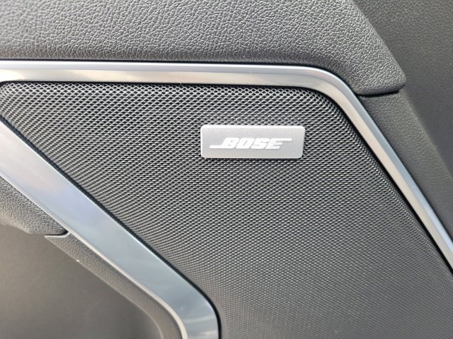 Used 2025 Chevrolet Silverado 1500 LTZ AWD/4WD image 34