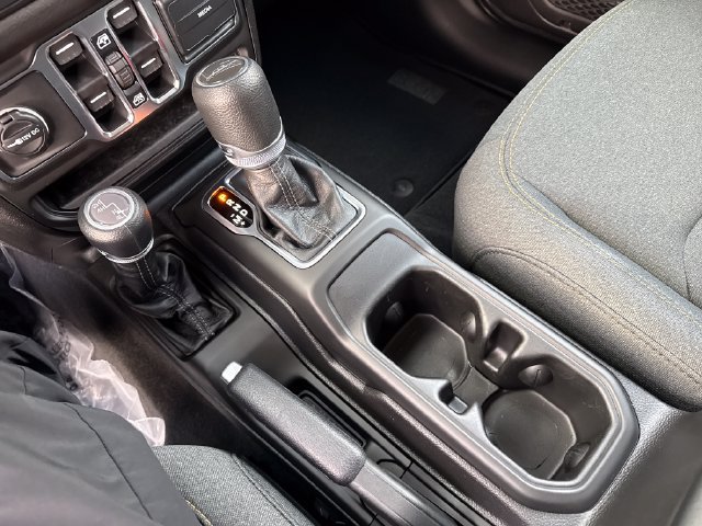 New 2026 Jeep Gladiator Sport AWD/4WD image 26